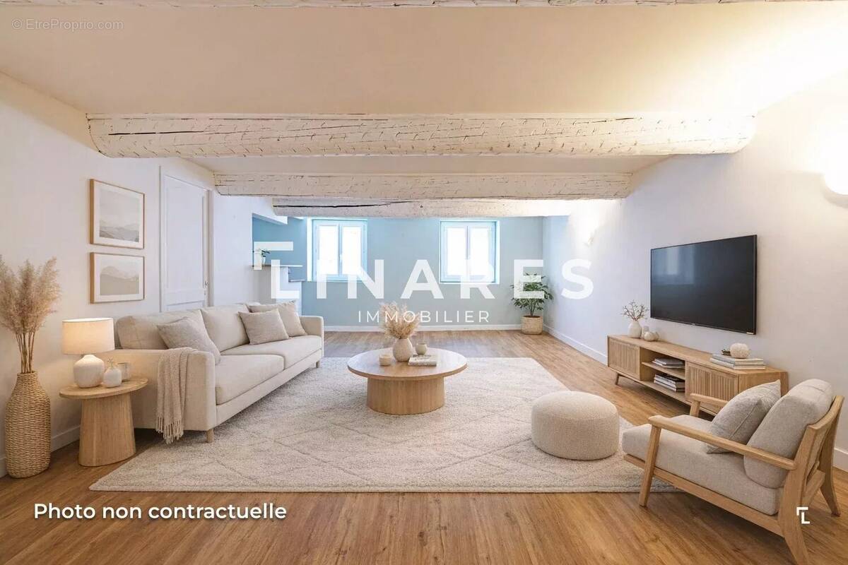 Appartement à MARSEILLE-5E