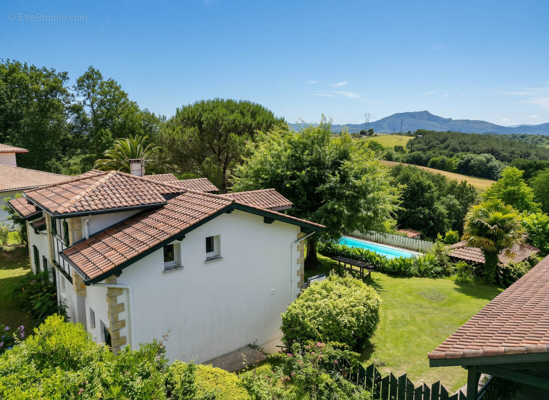 Maison à ARBONNE