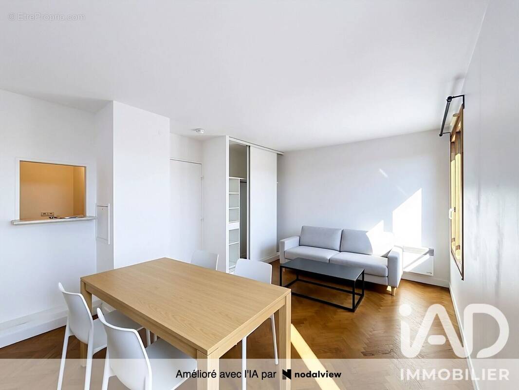 Photo 1 - Appartement à RUEIL-MALMAISON