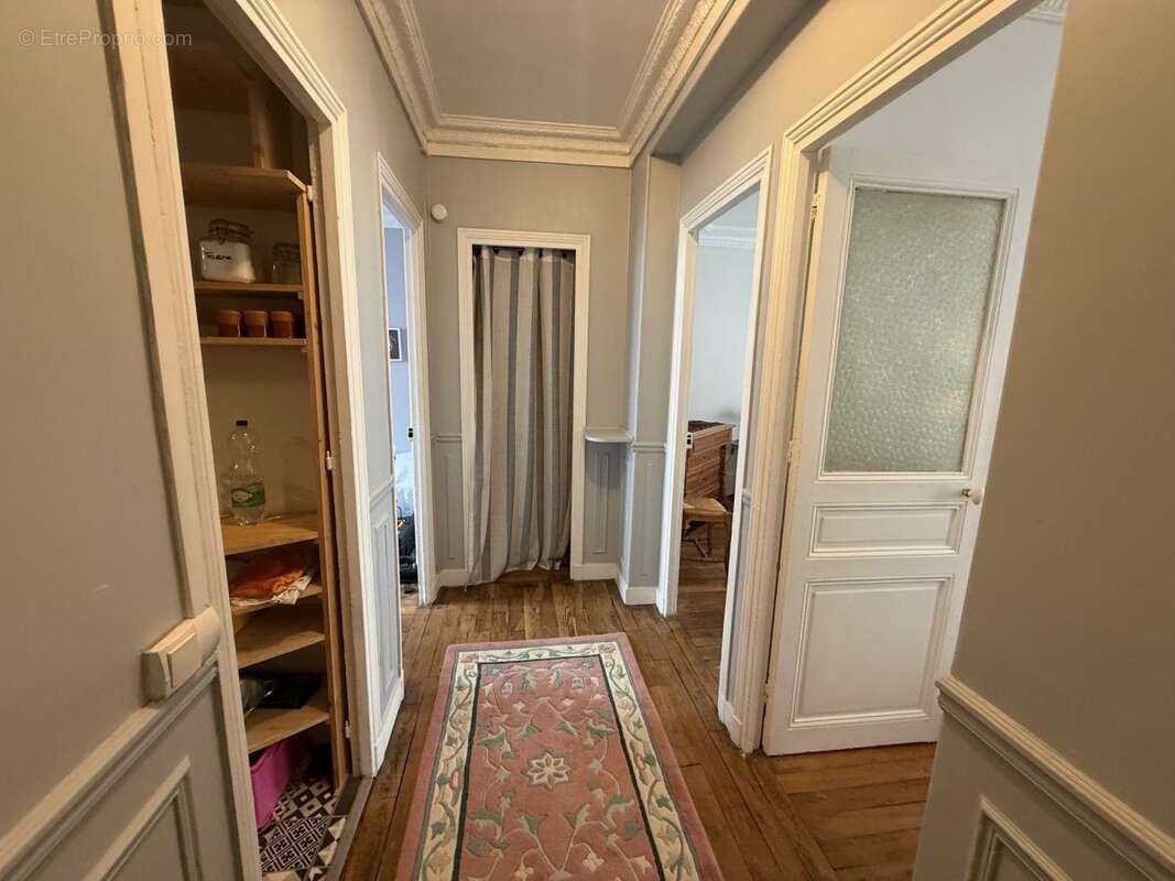 Appartement à PARIS-19E