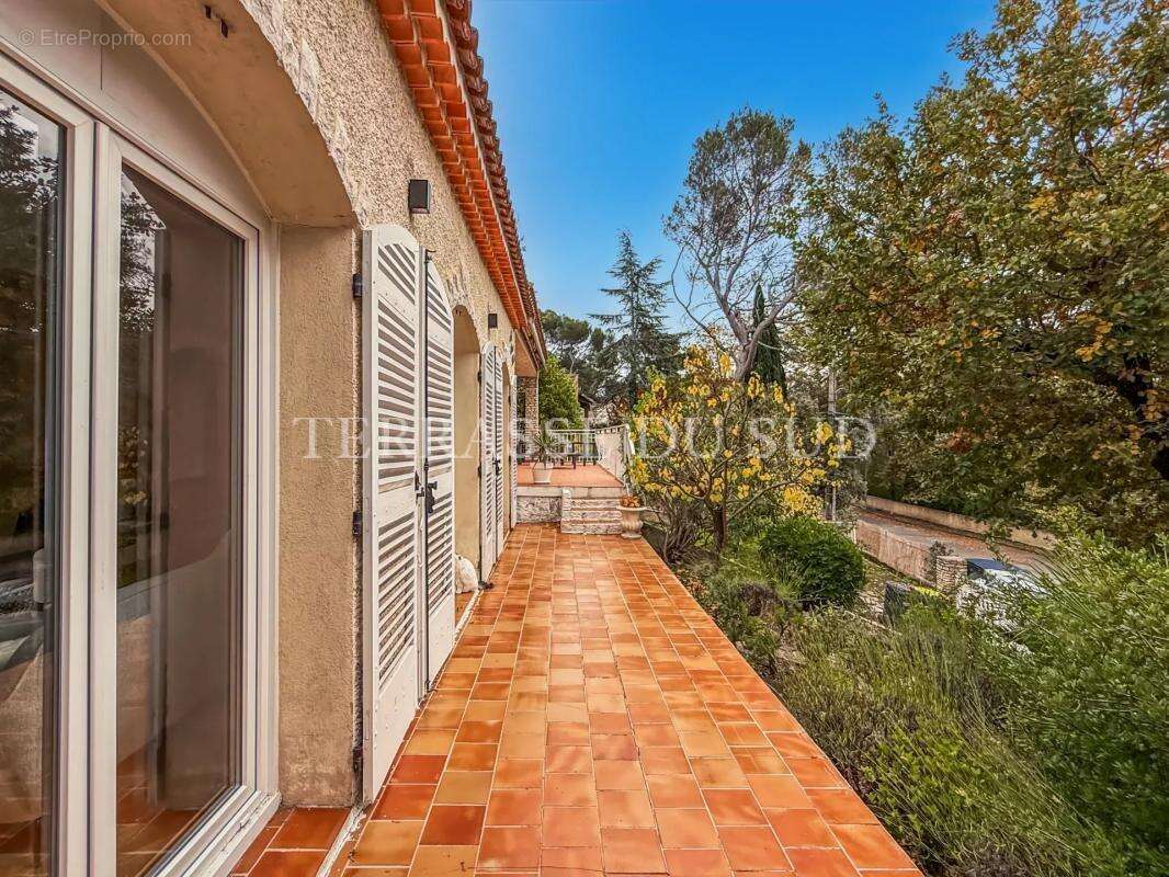 Maison à BOUC-BEL-AIR