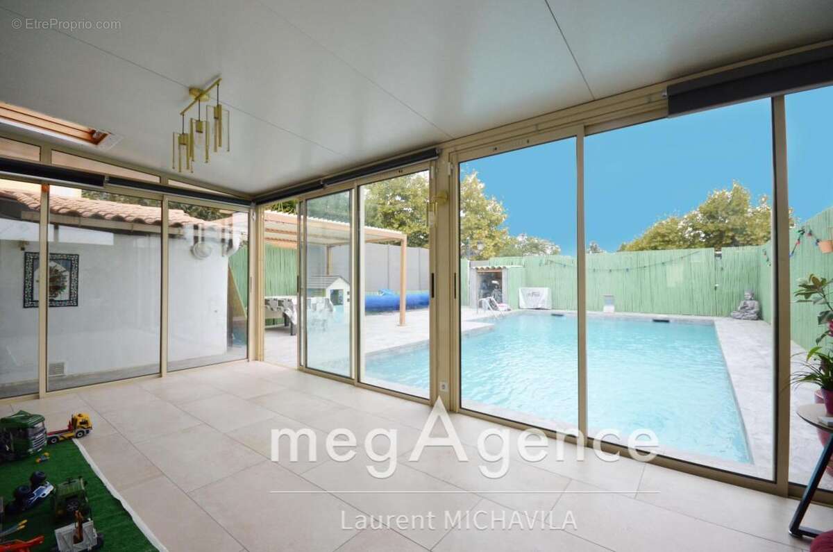 Maison à VILLENEUVE-LES-BEZIERS