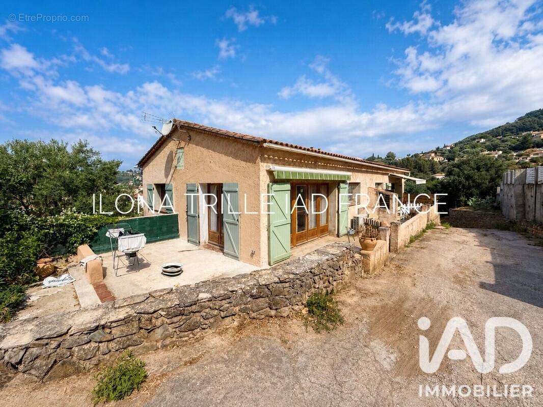 Photo 1 - Maison à OLLIOULES