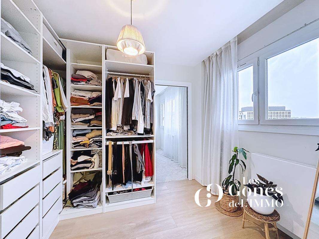 Appartement à LYON-8E