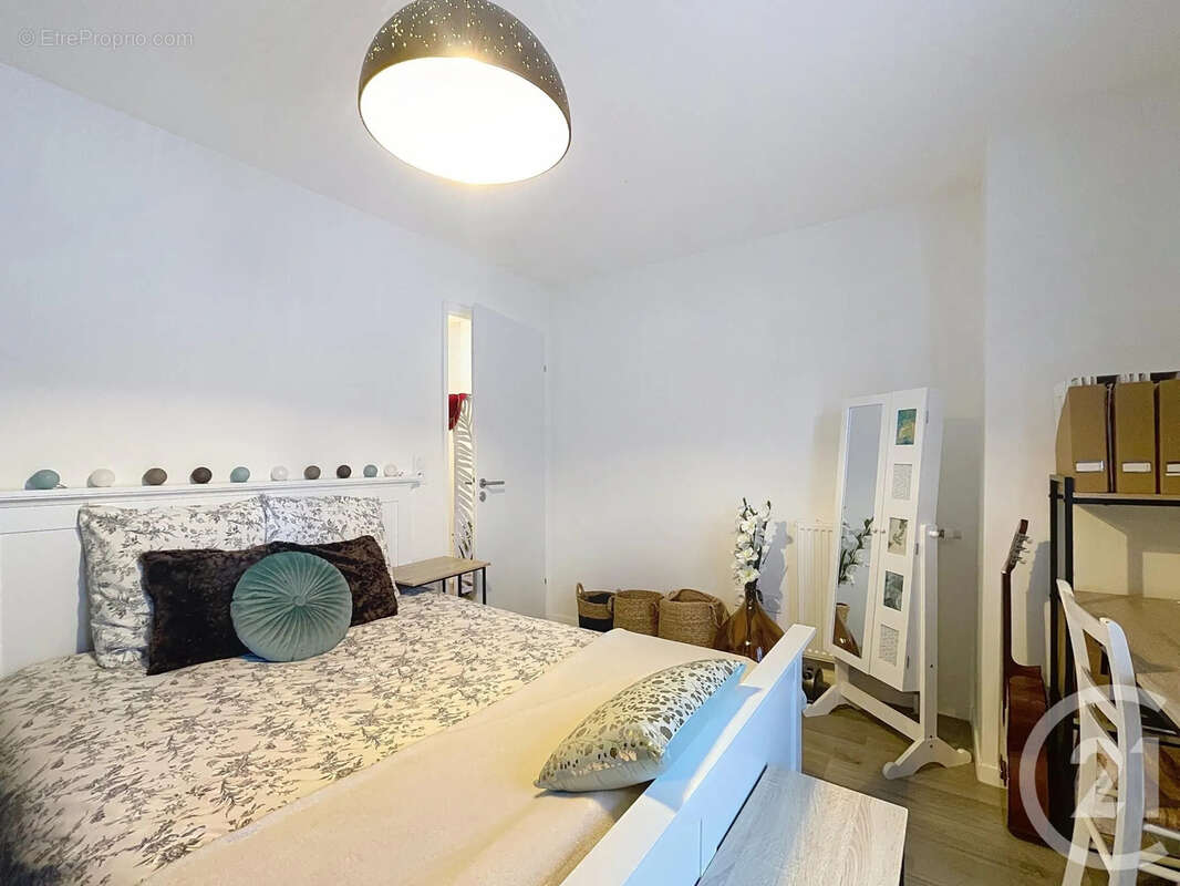 Appartement à MOISSY-CRAMAYEL