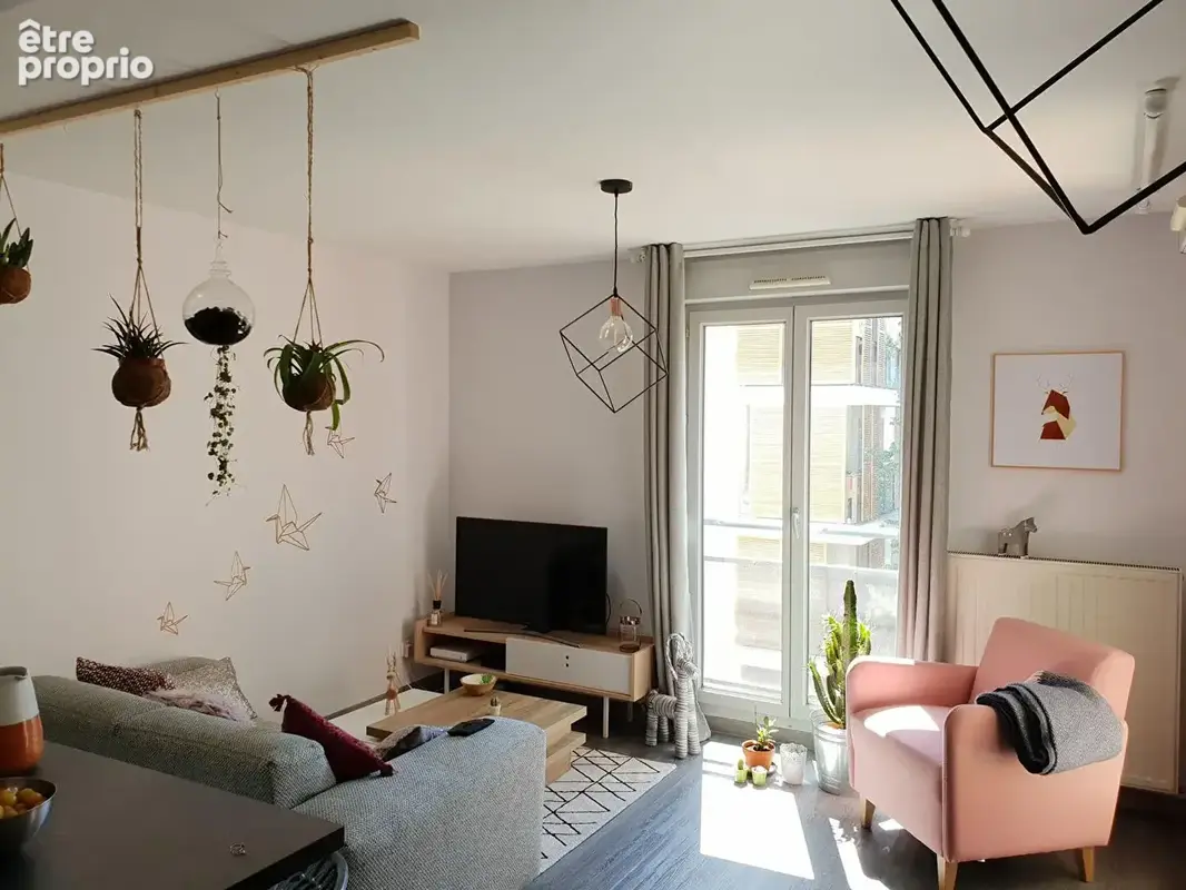 LYON 3e-T2 47m2 avec balcon immeuble récent - photo 4