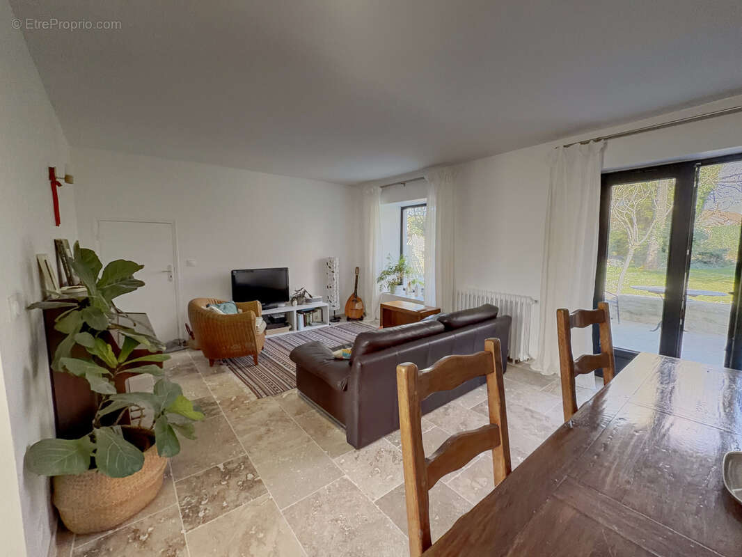 Maison à MILLY-LA-FORET