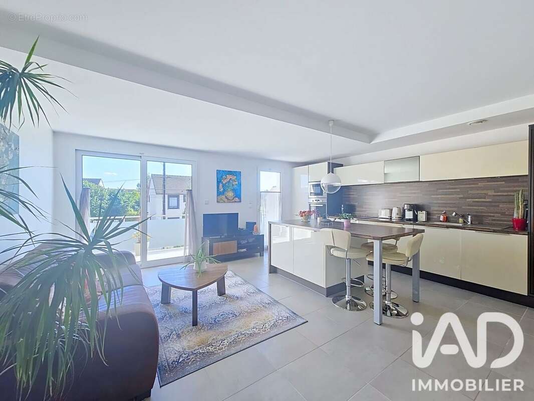 Photo 2 - Appartement à VAIRES-SUR-MARNE
