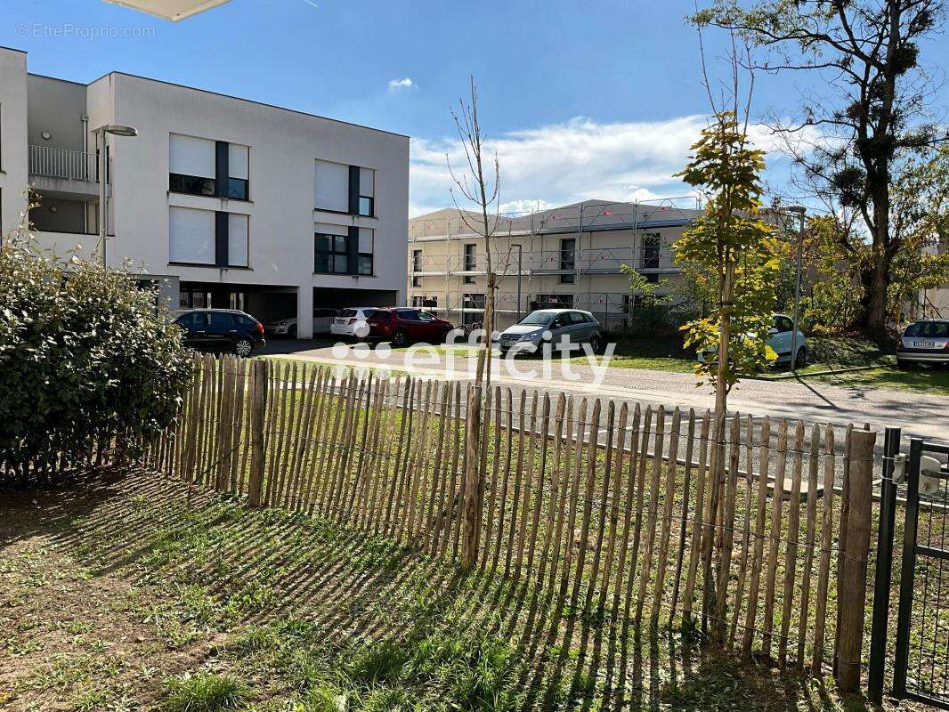 Appartement à VILLENAVE-D&#039;ORNON