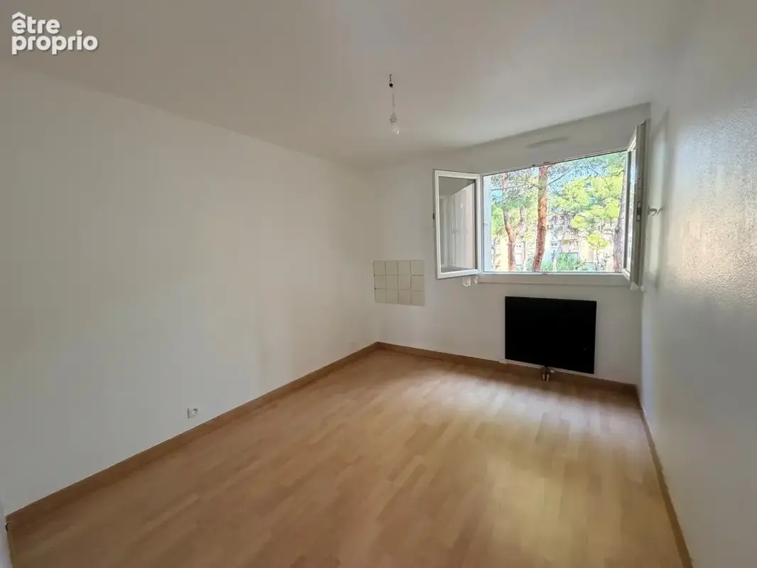 Montpellier Sud, avenue de Maurin, T4 de 83,08 m2 avec balcon, cellier et parking extérieur - photo 10