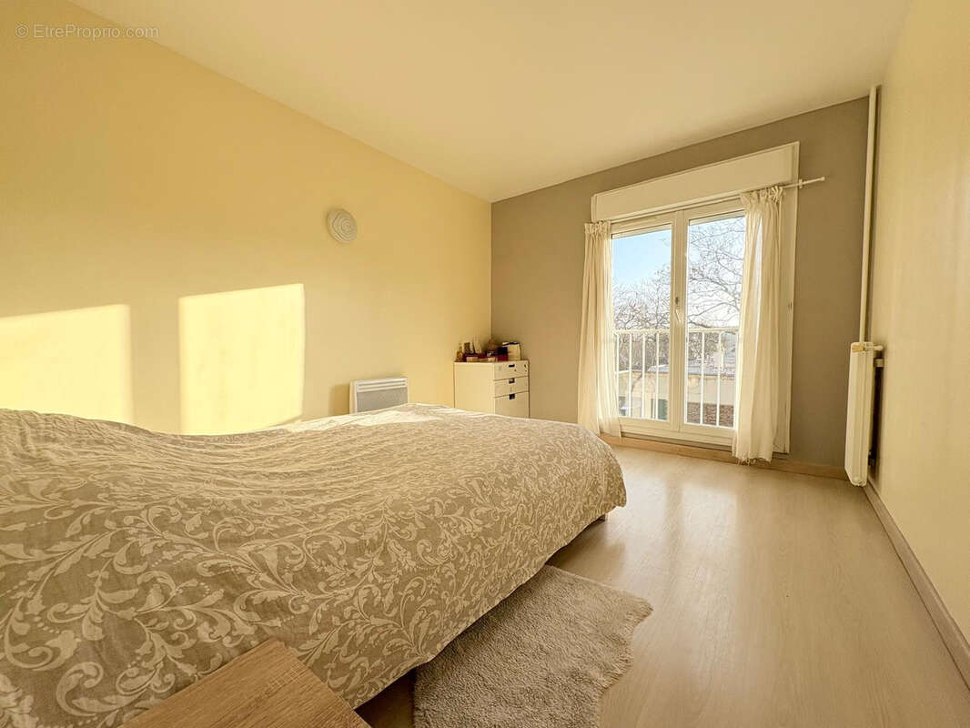 Appartement à DOURDAN