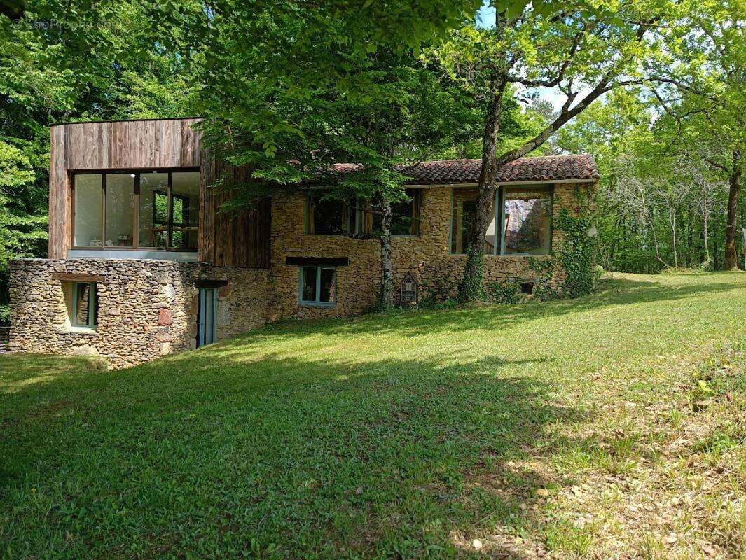 Maison Saint Leon Sur Vezere 5 pièce(s) 150.79 m2 - photo 11