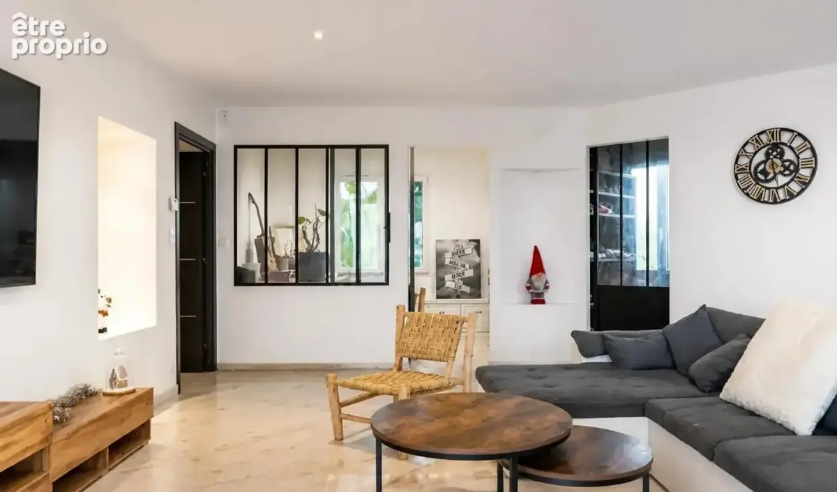Maison de 8 pièces de 244 m² à Montauban - photo 6