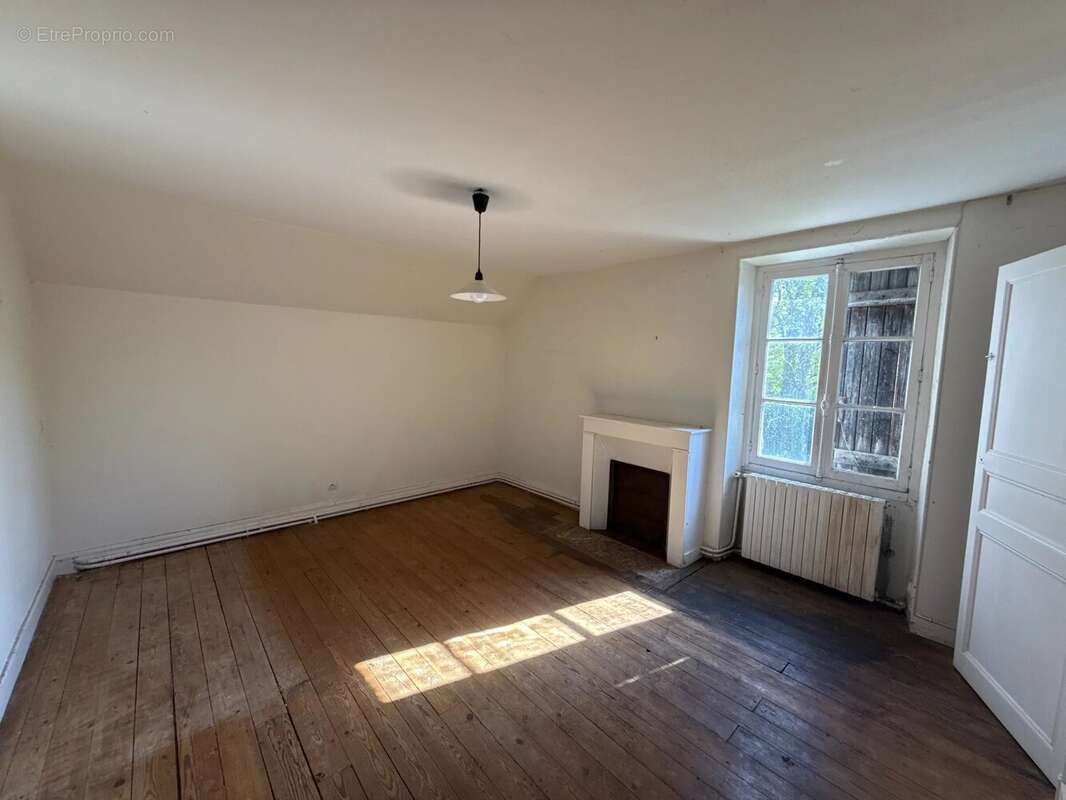Maison à LA BOISSIERE-ECOLE
