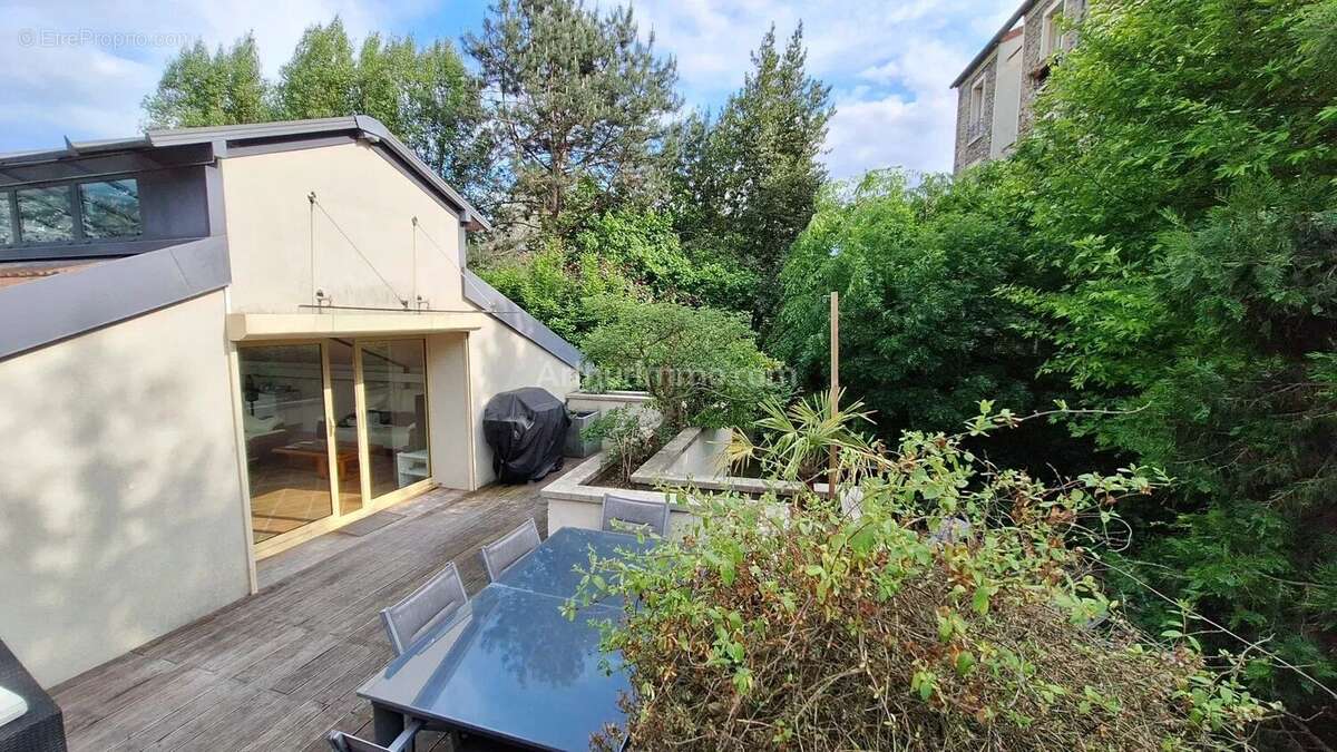 Appartement à NOGENT-SUR-MARNE