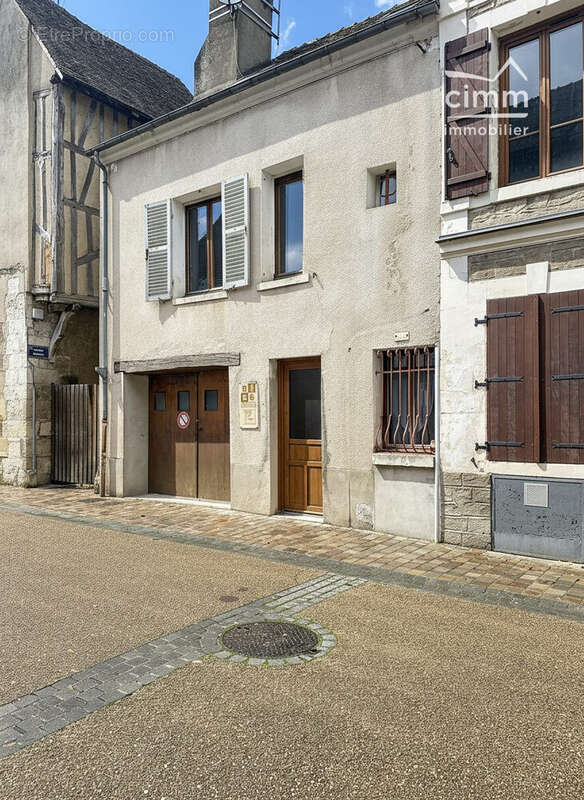 Maison à MONTARGIS