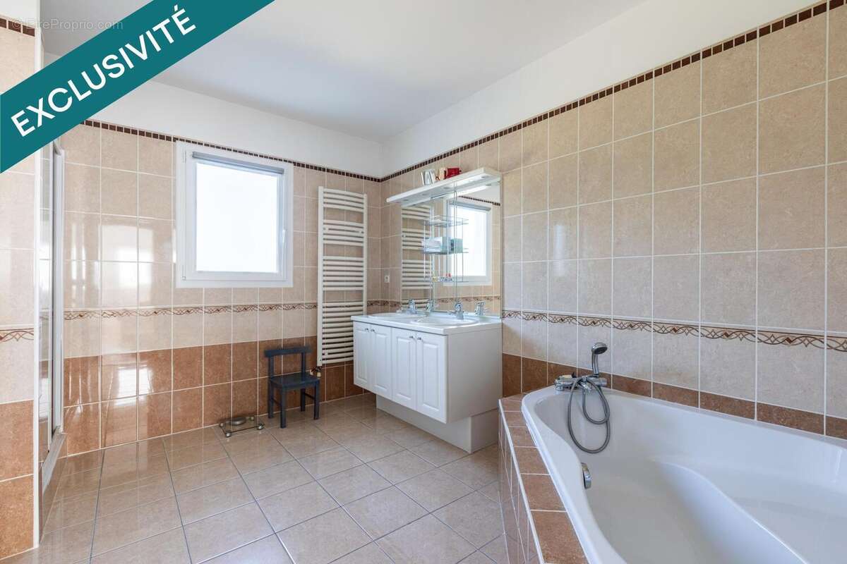 Photo 6 - Maison à GENAS