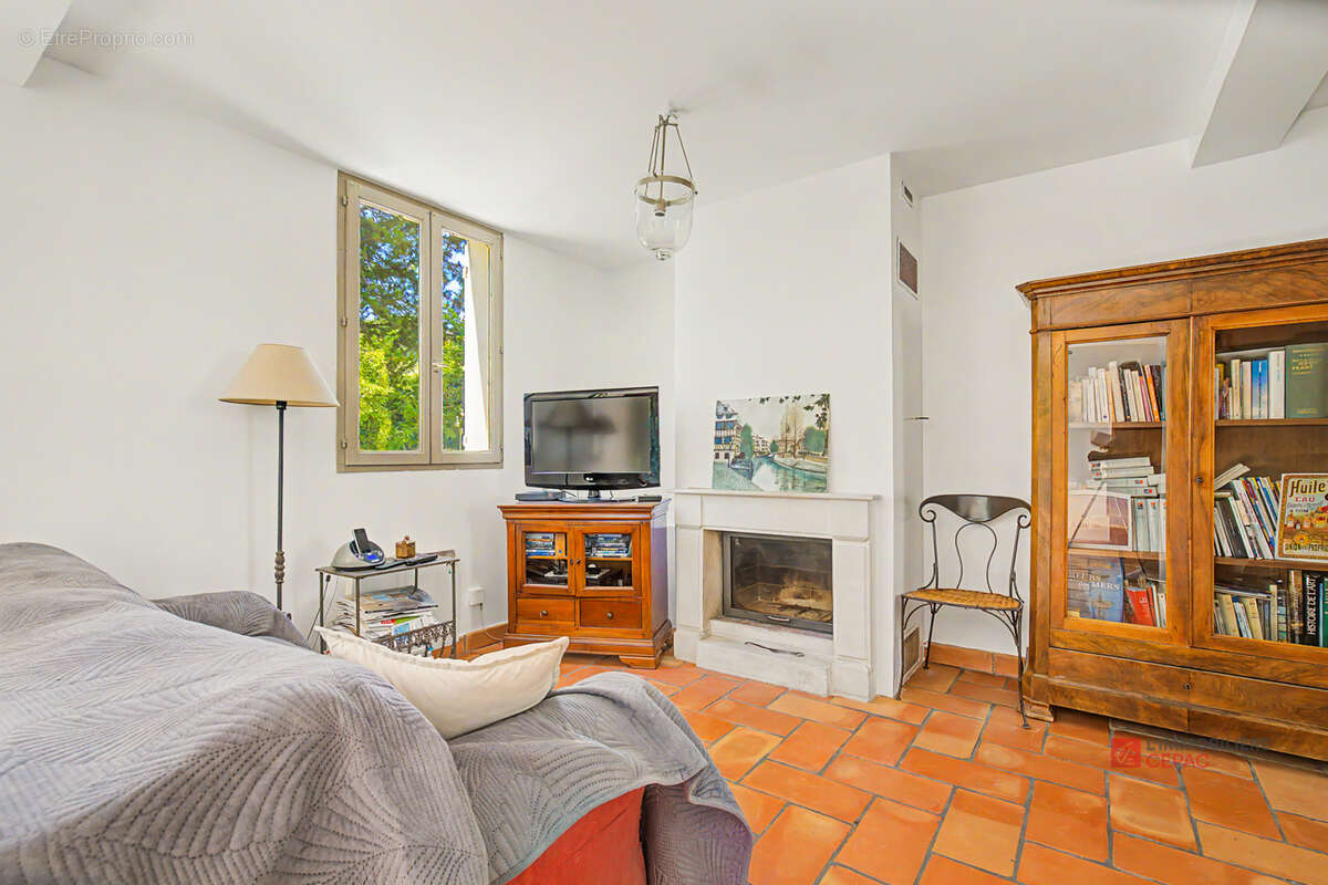 Maison à EGUILLES