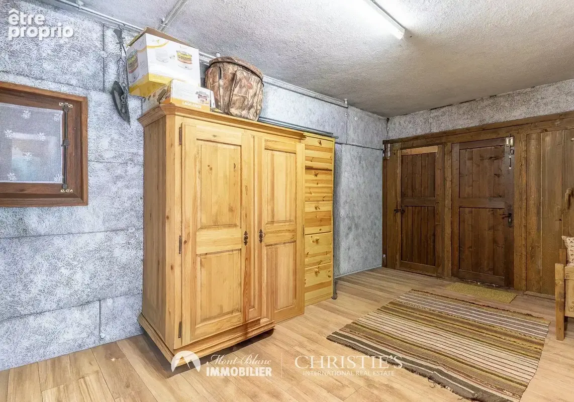 Terrain constructible avec chalet aux Chavants - photo 17