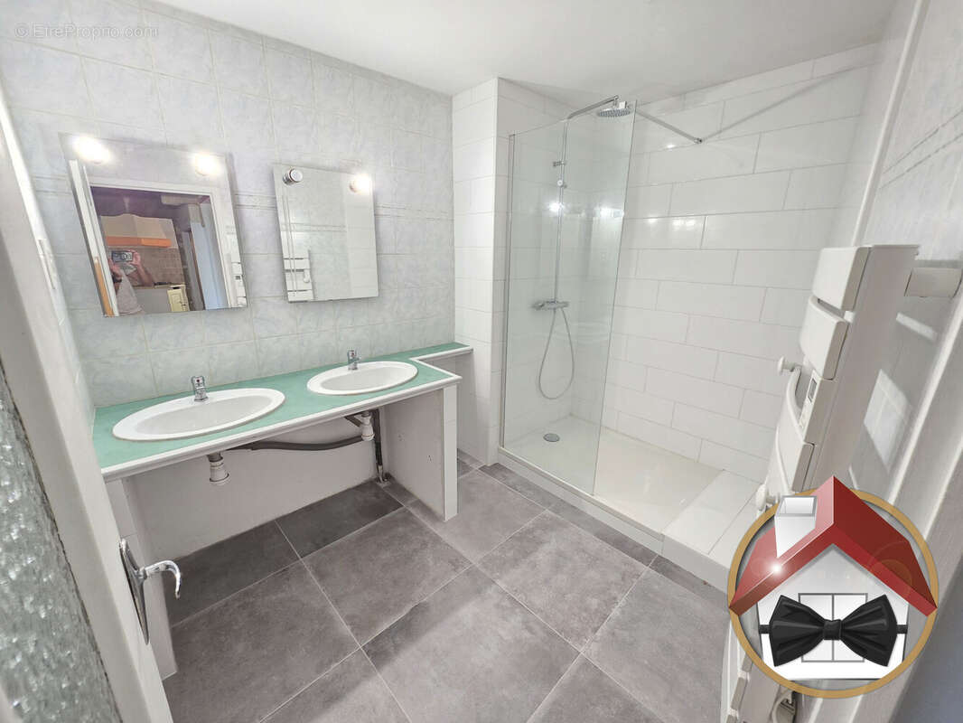 Appartement à UZES