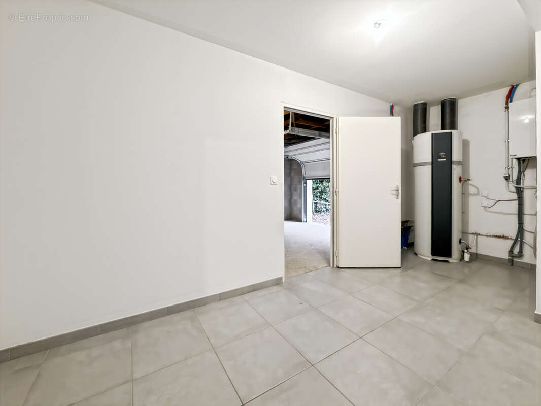 Maison à ARNAS