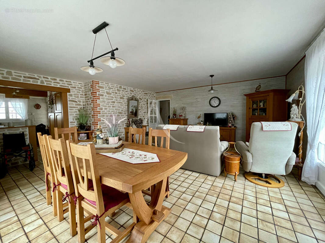 Maison à L'AIGUILLON-SUR-MER