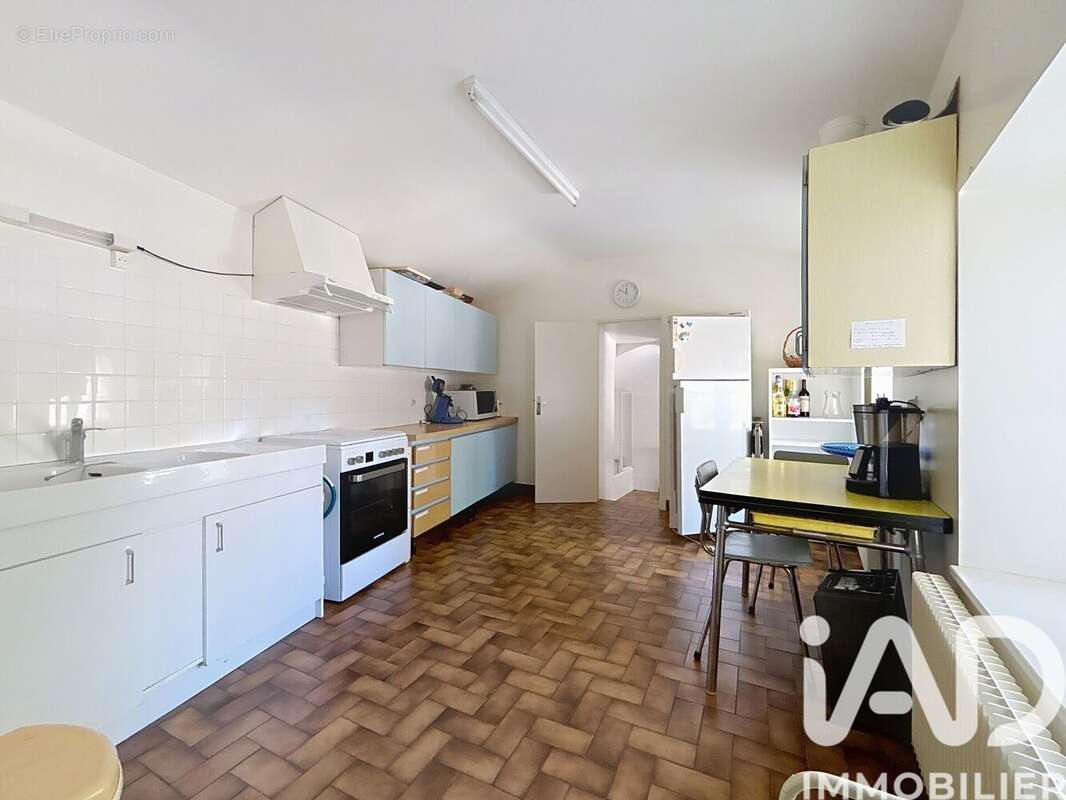 Photo 9 - Maison à SAINT-GEORGES-DE-LUZENCON