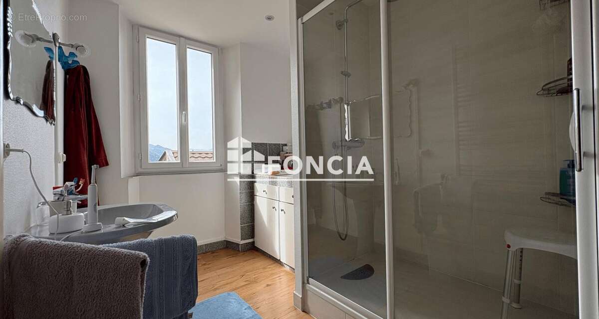 Maison à VILLARD-BONNOT