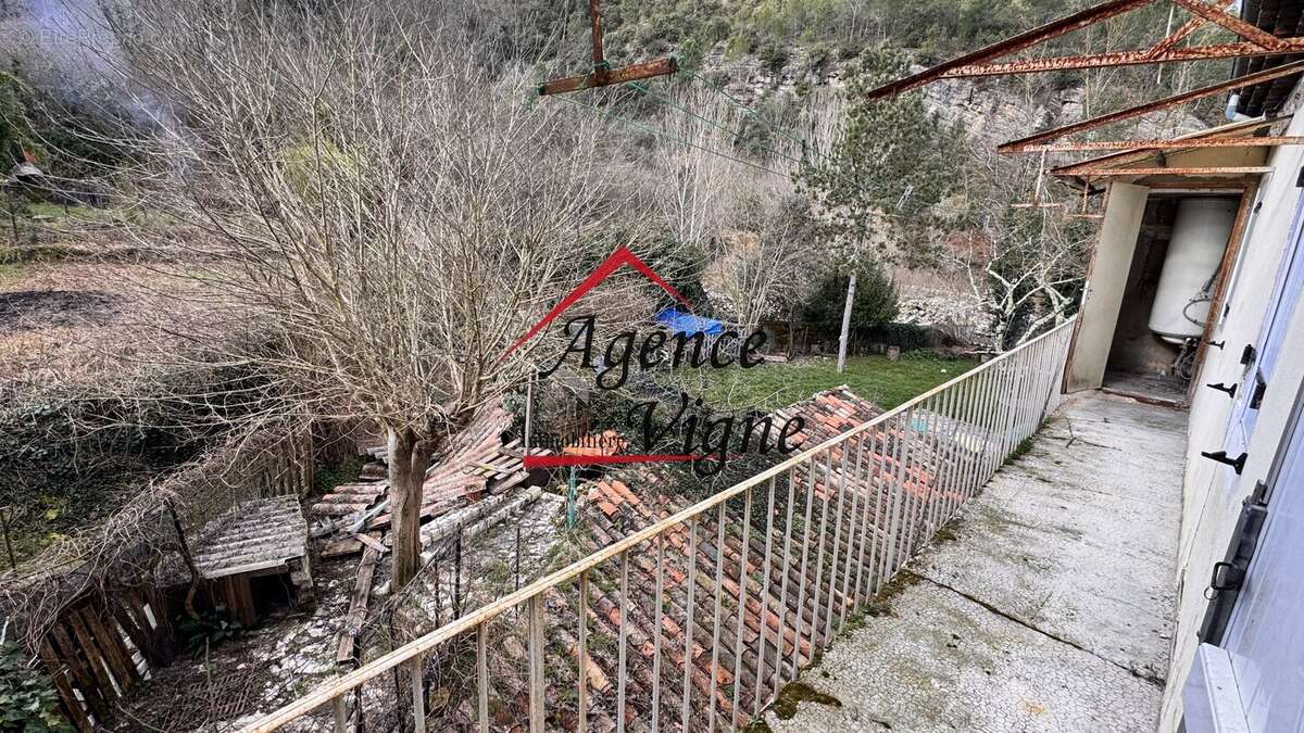 Maison à MOLIERES-SUR-CEZE