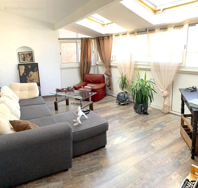 Appartement à SAINT-ZACHARIE