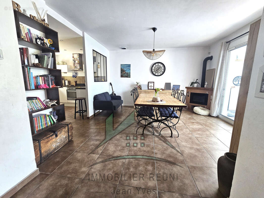 Un lieu atypique aux charmes incontestables ! 2 chambres   Garage   Cave - photo 4