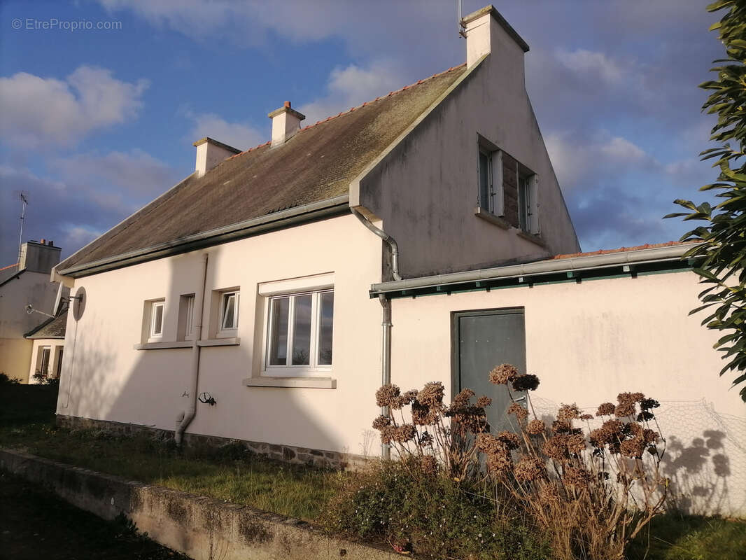 Maison à PLEUMEUR-GAUTIER