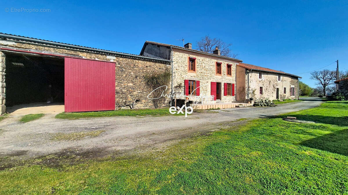 Maison 170 m² à Bellac  - photo 2