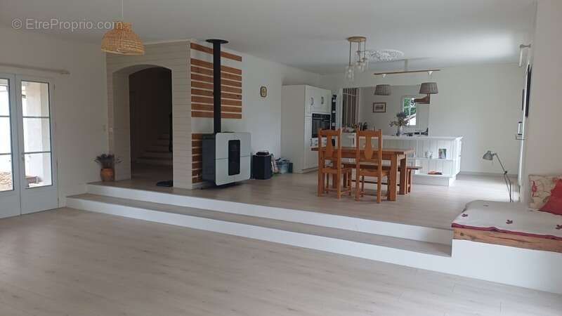 Maison à PLAZAC