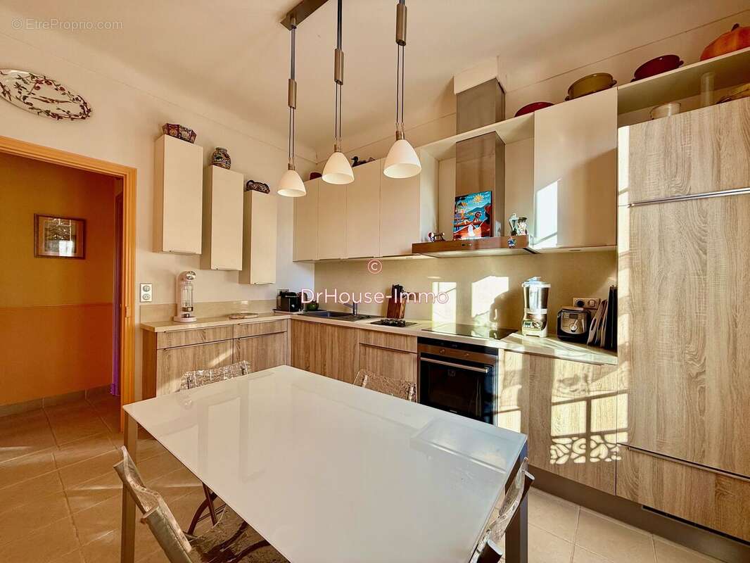 Maison à CAGNES-SUR-MER