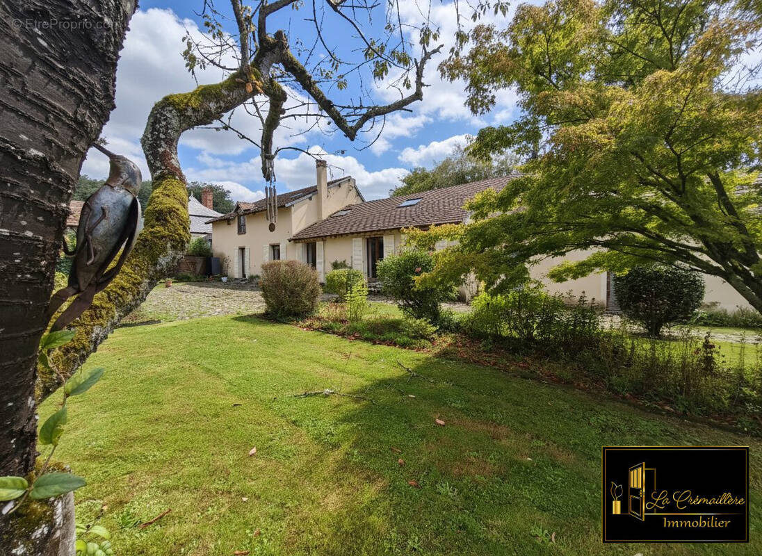 Maison à ROCHEFORT-EN-YVELINES