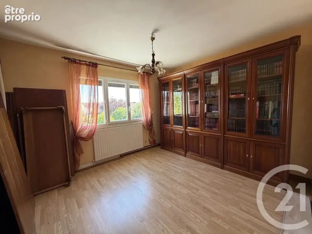 Maison 4 pièces 95 m² à vendre à Chateaudun (28200) - photo 8