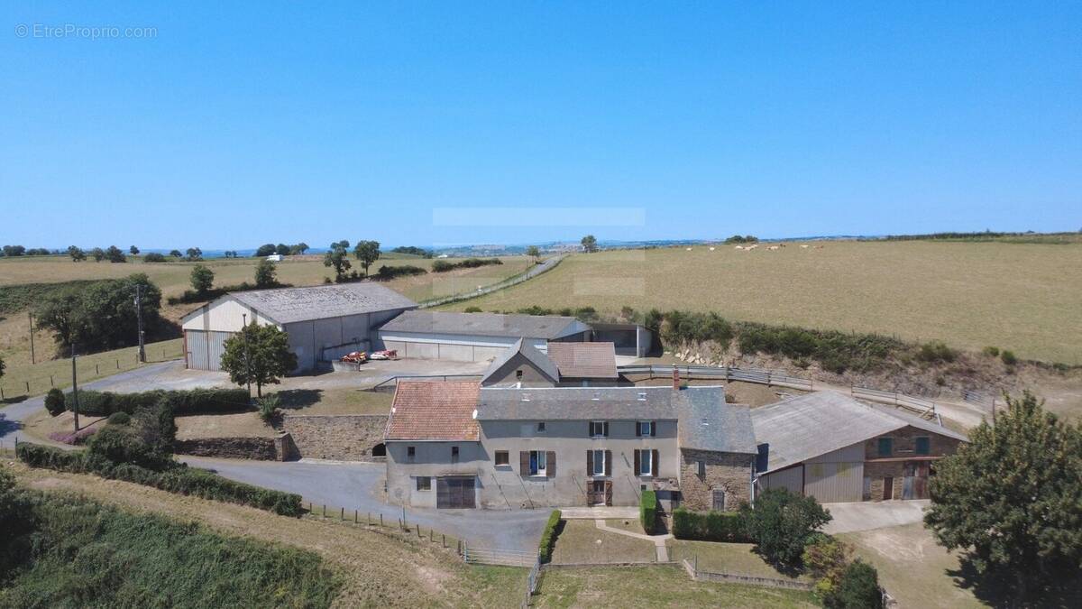 Maison à REQUISTA