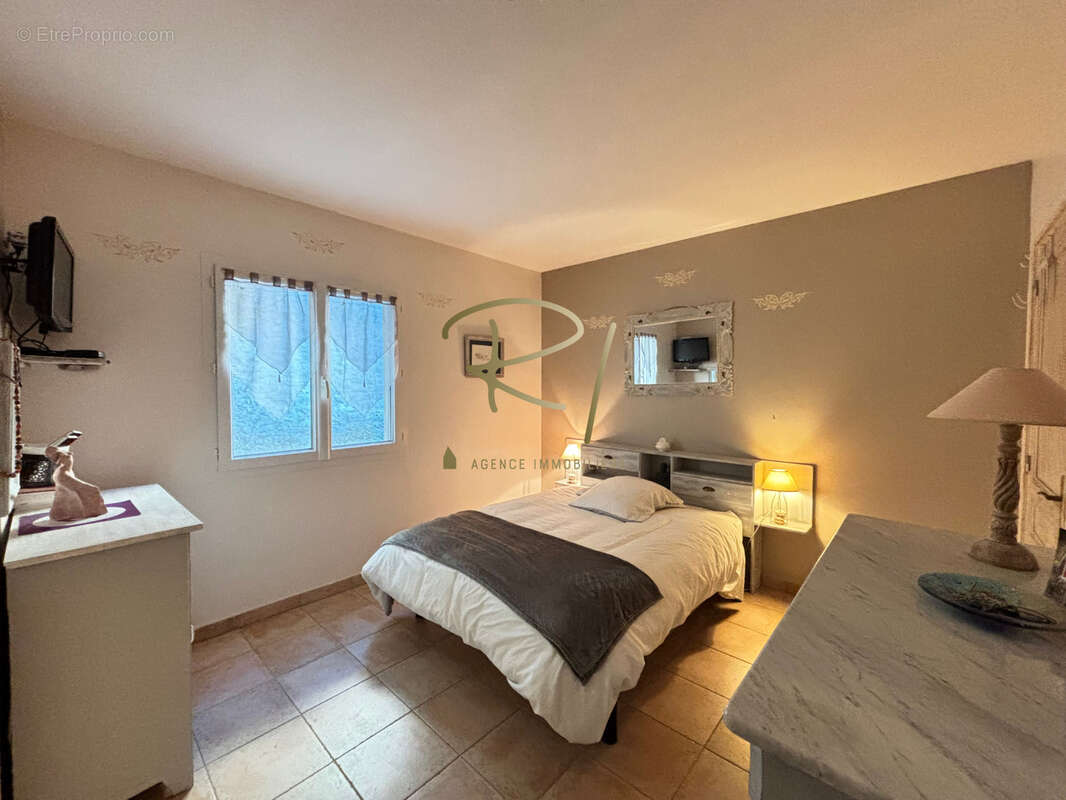 À Vendre Ensemble Immobilier de Caractère   Sud Ardèche - photo 11
