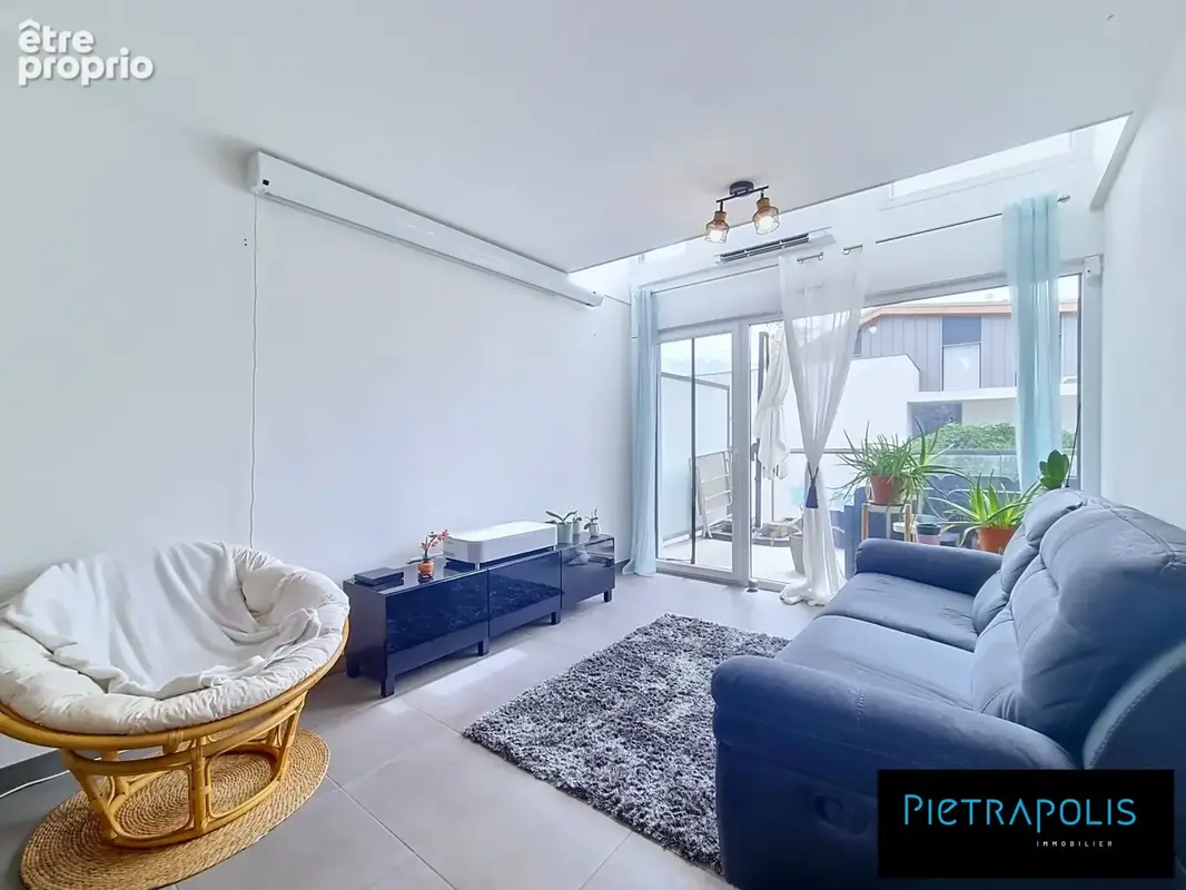Appartement 103 m² à Decines-Charpieu  - photo 3