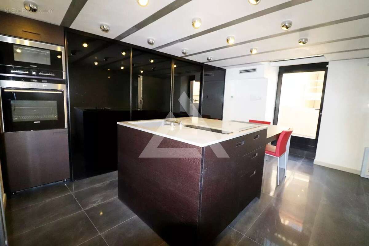 Appartement à BEAUSOLEIL