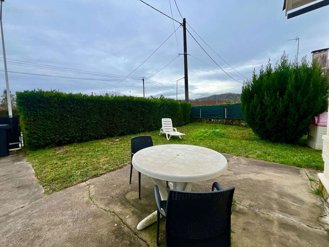 Maison à SAINTE-LIVRADE-SUR-LOT