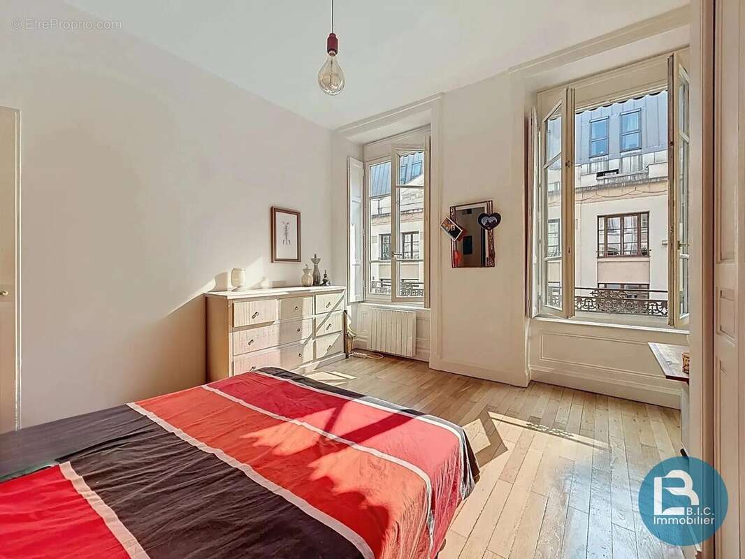 Appartement à LYON-7E