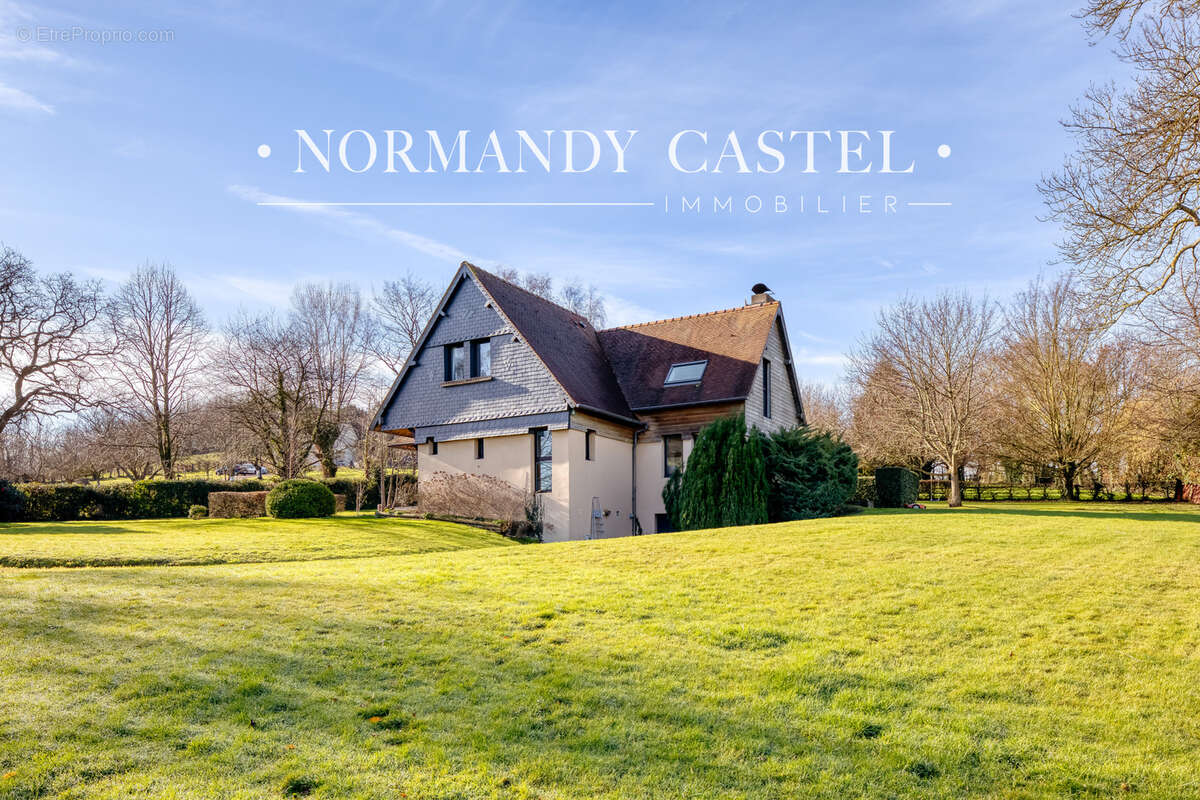 Maison à CRICQUEBOEUF