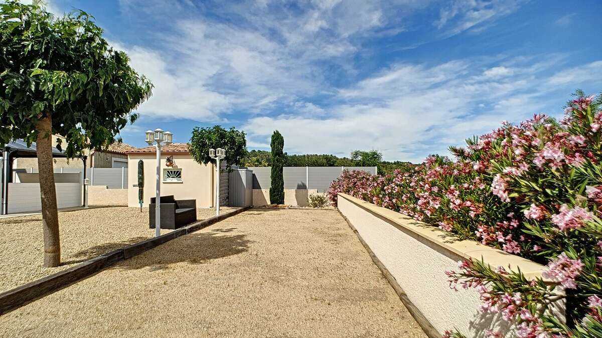 Maison à CESSENON-SUR-ORB