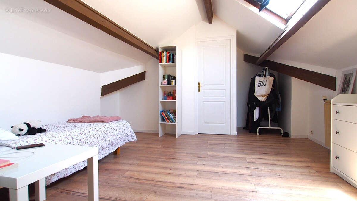 Maison à CONFLANS-SAINTE-HONORINE