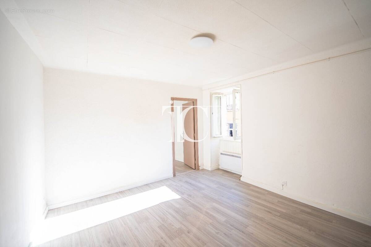 Appartement à LES VANS