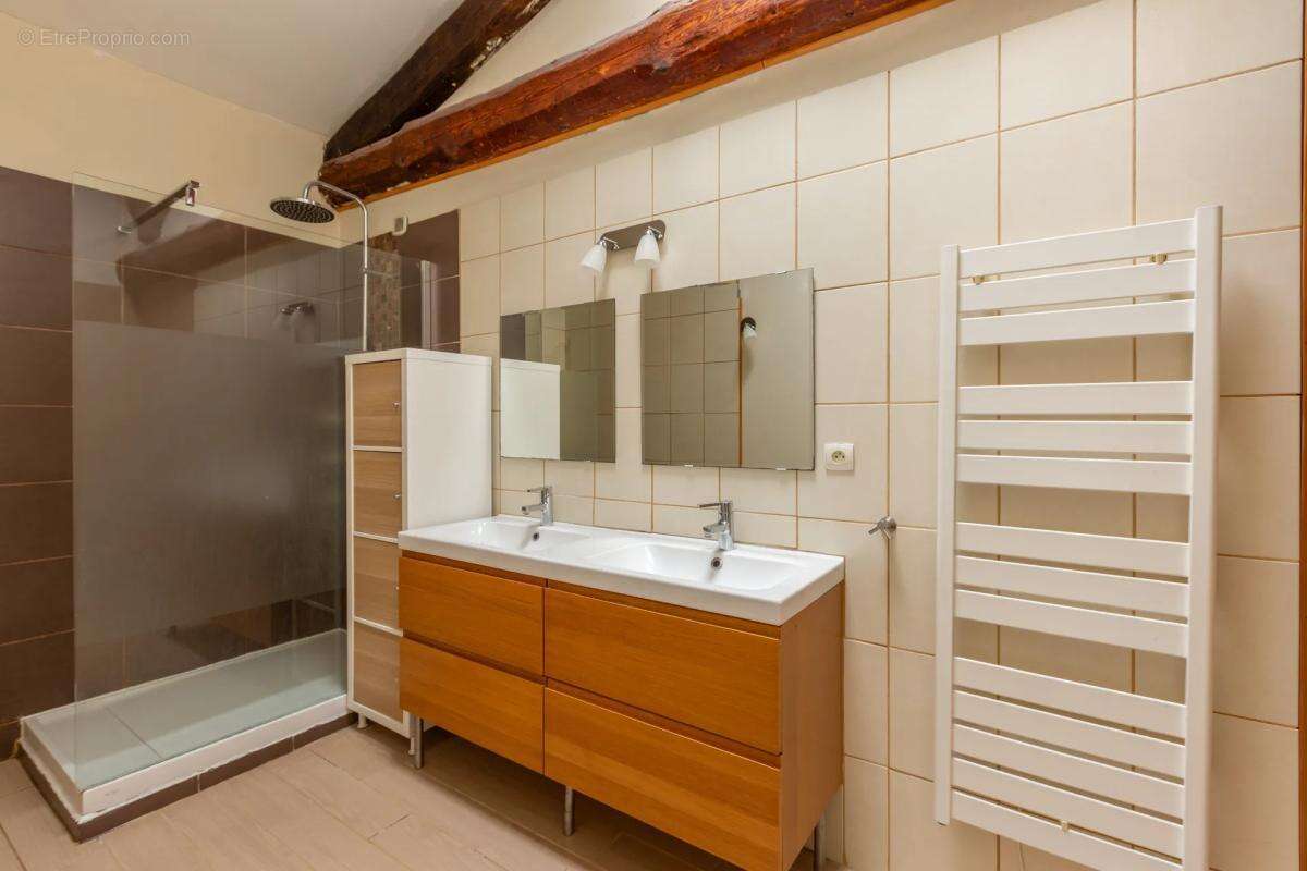 Maison à SAINT-ANDEOL-LE-CHATEAU