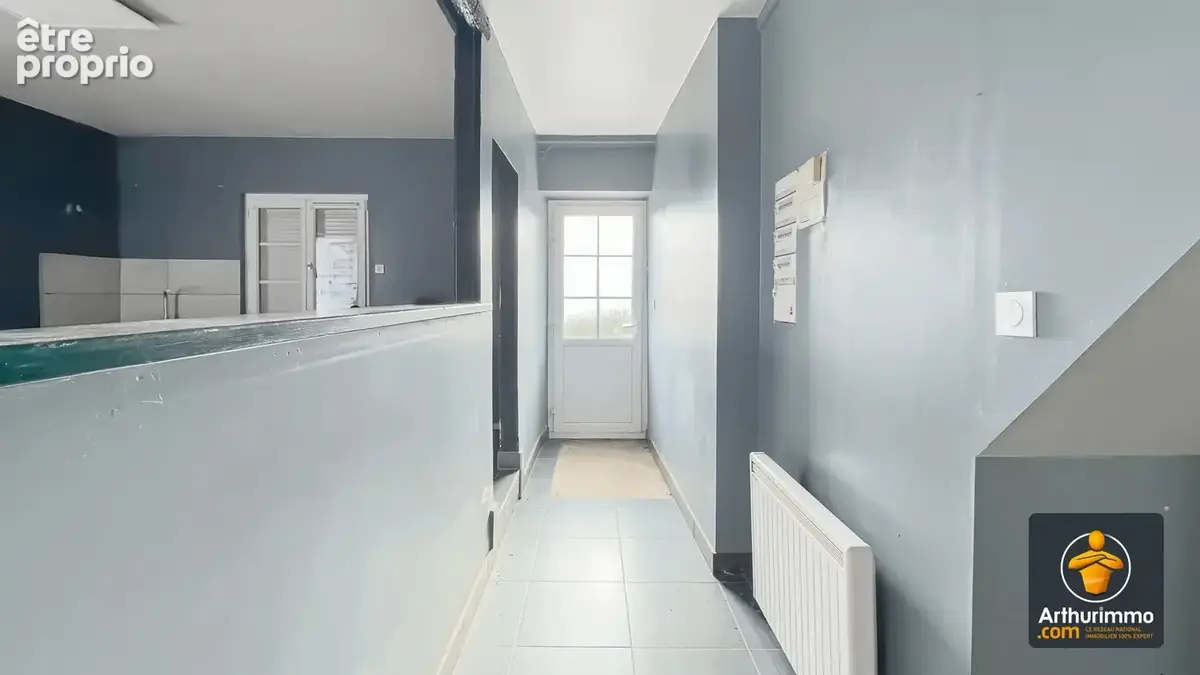RETOURNAC – Appartement avec jardin attenant et terrain plat non attenant, en bord de Loire. - photo 11