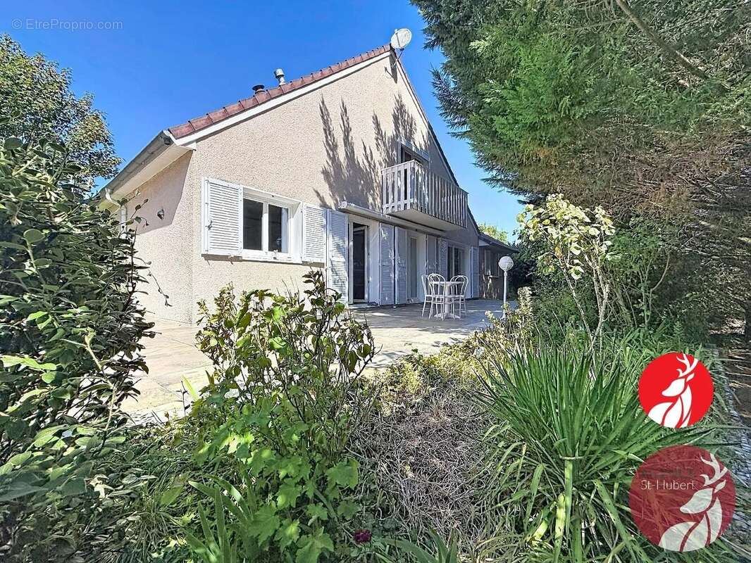 Maison à BOISSISE-LE-ROI